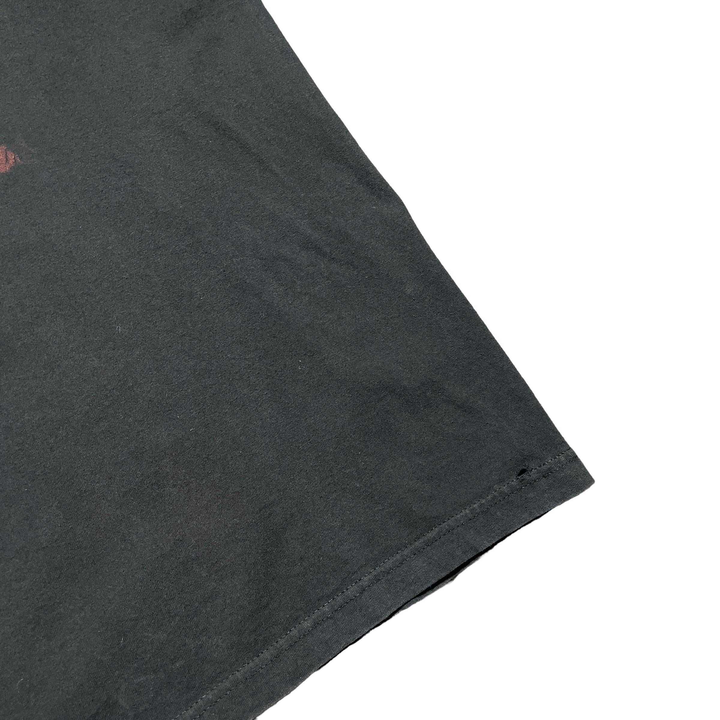 Vintage Wu-Tang Iron Flag Tour Rap T-Shirt - FRESH KILLS VINTAGE